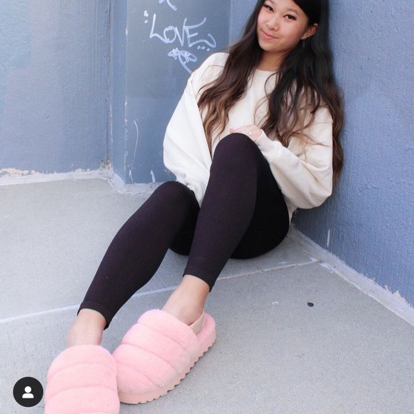 Plush Super Fluff Ugg Slipper - Picture 2 of 7